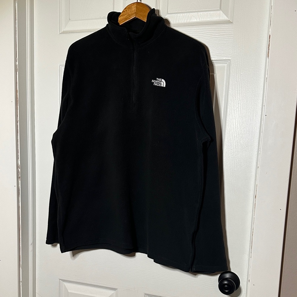 The North Face‎ Black Half-Zip Fleece
